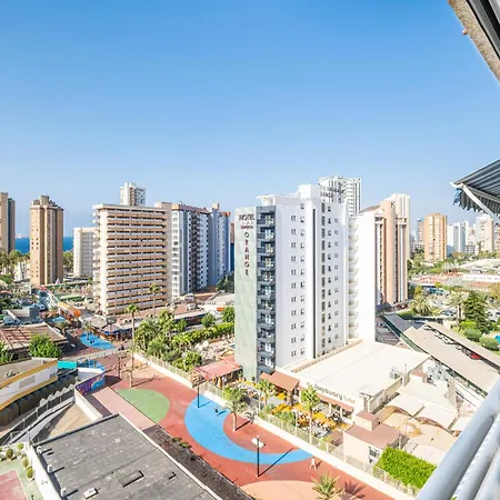 Torre Domo 9-d Levante Daire *